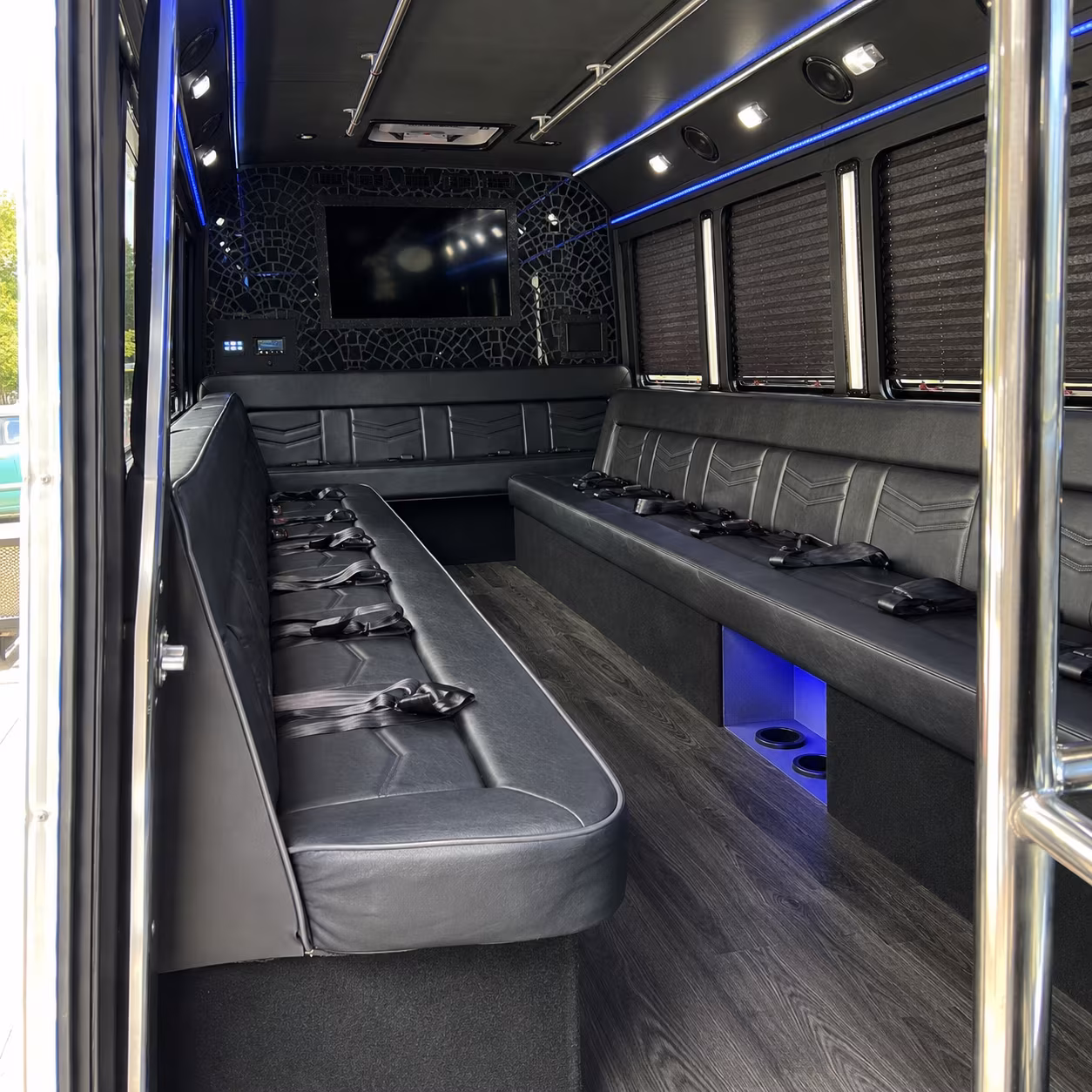 party buses and minibuses for sonoma county fair and rodeo events