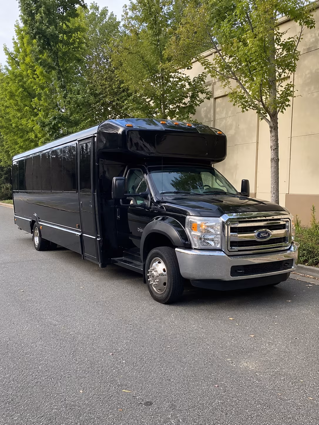 party buses for santa rosa prom night at hyatt regency sonoma wine country flamingo resort and beyond